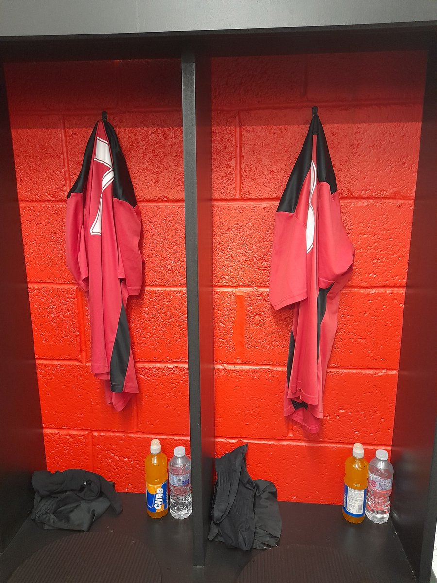 Knowle Ladies & Girls (@knowlegirlsfc) on Twitter photo Big thank you to sponsor <a href="/JohnAirserveSmc/">John Price</a> for providing our squad with match hydration on Sunday. Drinks were much appreciated by all the players! Big thank you to sponsor <a href="/JohnAirserveSmc/">John Price</a> for providing our squad with match hydration on Sunday. Drinks were much appreciated by all the players!