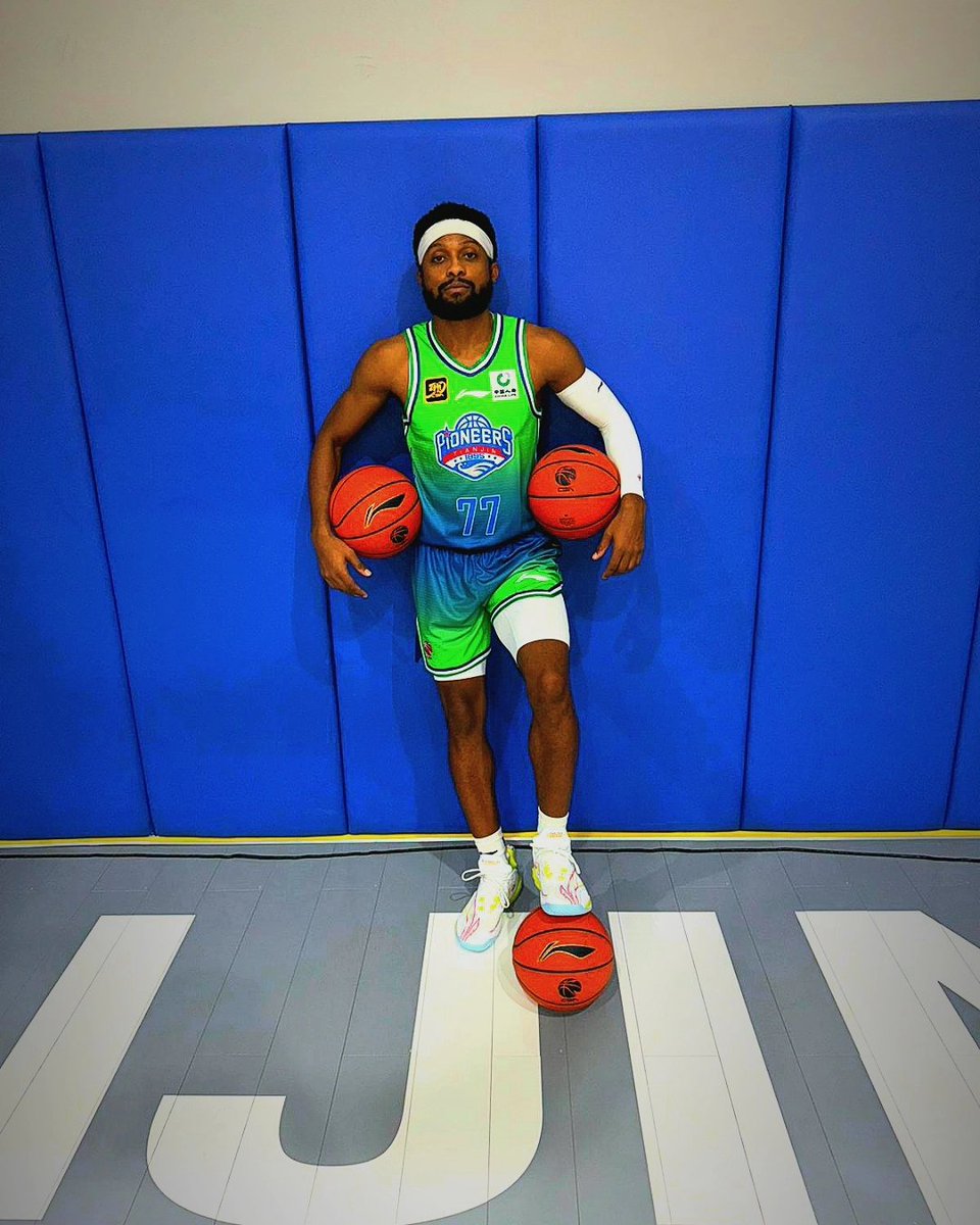 Flick📷 day ya digg! #WeWin #WinnersCircle #HBG #MBG #KDWR #MakeHistory #77 #China #CBA #WorldButter #WarReady #Global
