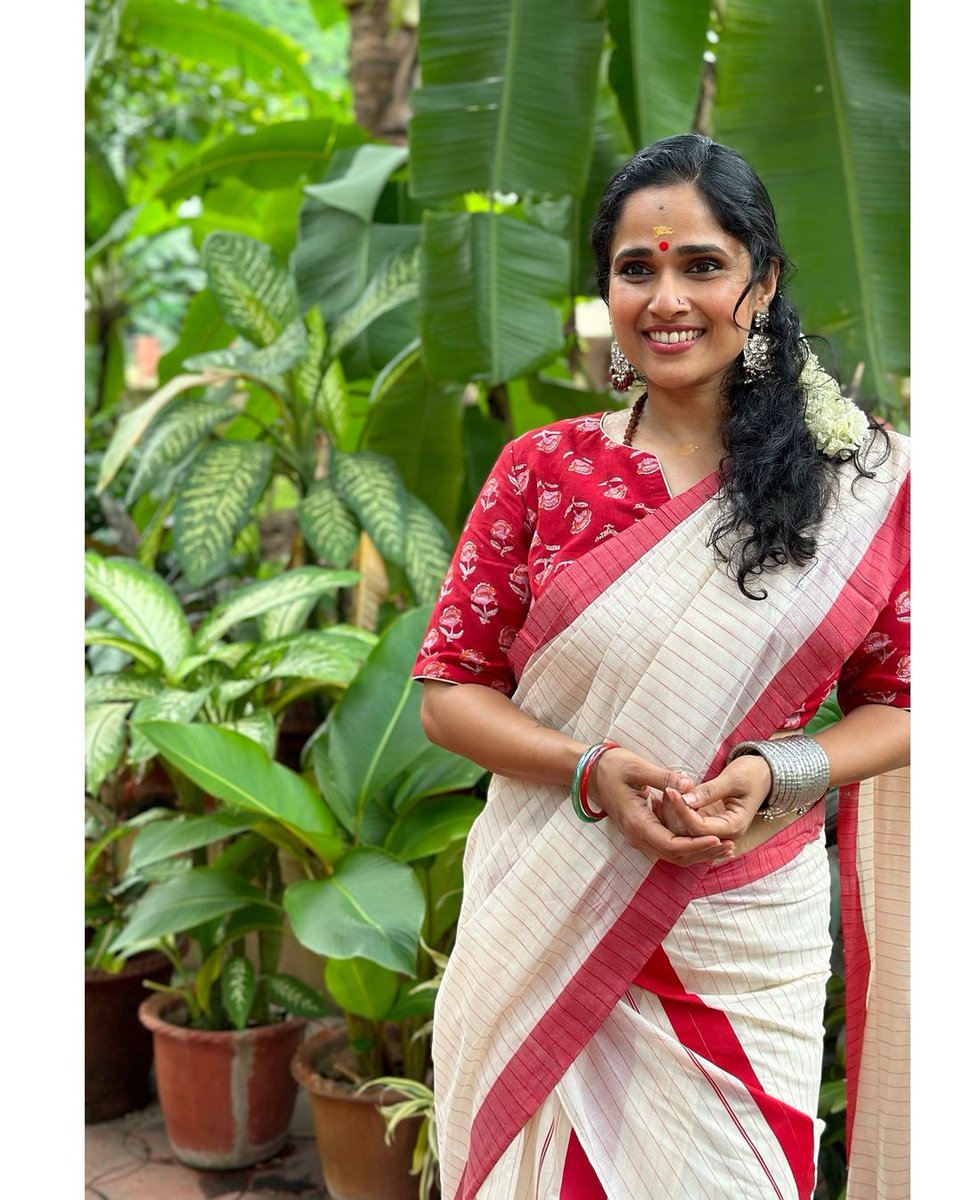 ActrezHub's tweet photo. #NeethaManoj #Neetha https://t.co/NDmqtSGwkv