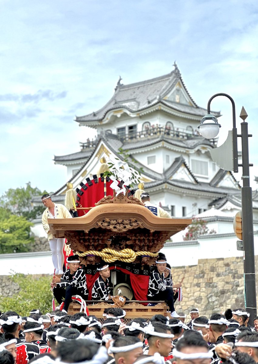 s_gakushujuku's tweet photo. 令和六年度堺町祭禮お疲れ様でした
次は生誕百周年へ向けて準備がんばりましょう
#堺町 #だんじり #岸和田市 https://t.co/JsxbZLxf9M