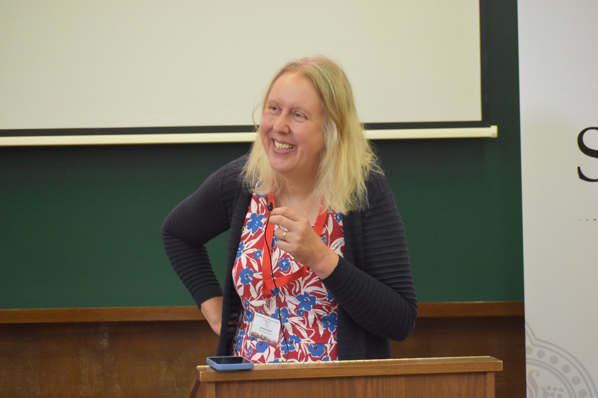 Algunos de los ponentes en el XXXIV Congreso de la Sociedad Española de Lengua y Literatura Medieval que se celebra en Granada.
De izquierda a derecha: Kathryn A. Lowe (University of Glasgow), Mark Faulkner (Trinity College Dublin) y Christine Rauer (University of St Andrews).