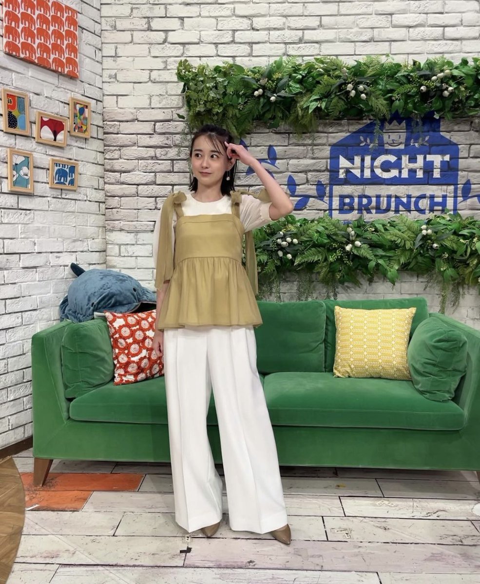 A9Nkx's tweet image. 🟧アナウンサーニュース🟧
若林有子(ＴＢＳ)

今日の #よるのブランチ はOCTPATHとのクイズ対決です！
いろんな達人技が見られますよ👀

この日の髪型がぽこぽこしていて
コジコジみたいだ〜とひそかに思っていました☺️
なんだか楽しそうです(笑)

ブラウス•キャミ: #proportion
パンツ: #CELFORD