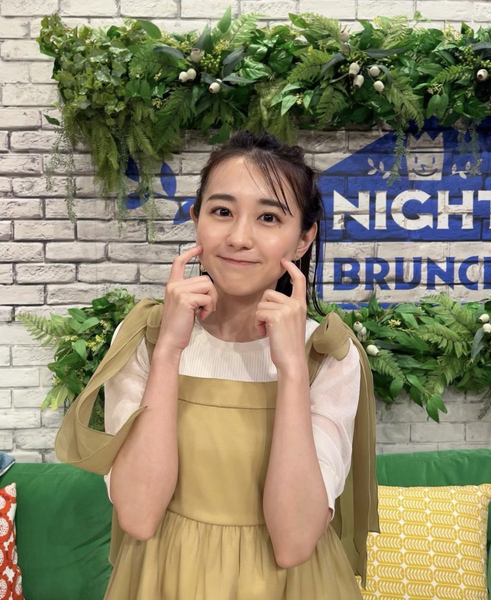 A9Nkx's tweet image. 🟧アナウンサーニュース🟧
若林有子(ＴＢＳ)

今日の #よるのブランチ はOCTPATHとのクイズ対決です！
いろんな達人技が見られますよ👀

この日の髪型がぽこぽこしていて
コジコジみたいだ〜とひそかに思っていました☺️
なんだか楽しそうです(笑)

ブラウス•キャミ: #proportion
パンツ: #CELFORD