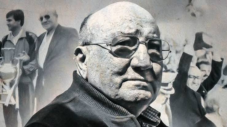 Trabzonspor’un efsane başkanlarından, gönül insanı Şamil Ekinci’ye Yüce Allah’tan rahmet, sevenlerine, ailesine ve Trabzonspor camiamıza sabırlar diliyorum.

Şüphesiz ki, Allah’tan geldik ve dönüşümüz onadır. 

Şamil Başkanımız güzel yüreği, vizyonu, başarıları ve değerleriyle