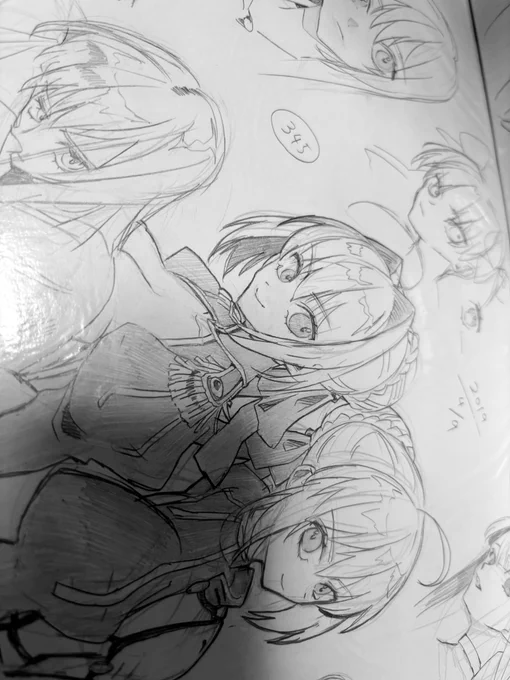 カラーの新規1枚絵が上がらない時も昔からコピー用紙に落書きとか練習してるけど熱量ハンパない 