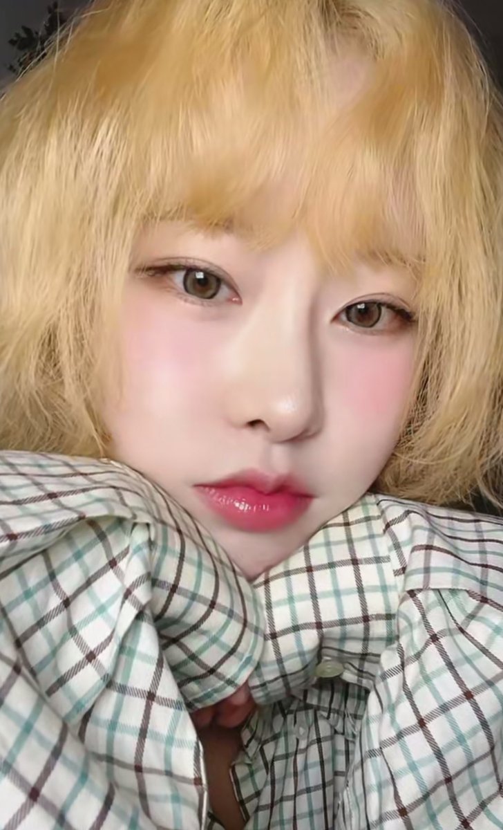 0H_H0_'s tweet photo. 우리언닝이가너무예쁘자나 🥺🫶 https://t.co/J7dUNX7xGi