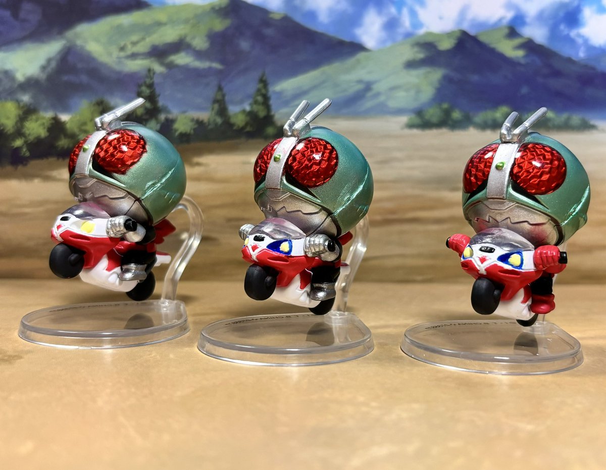 Redrowz1978's tweet photo. とりあえず青ライトだけ塗装。
これだけでもだいぶ違う。
#ACTIONRIDE
#仮面ライダー https://t.co/OLWAxj0lQh