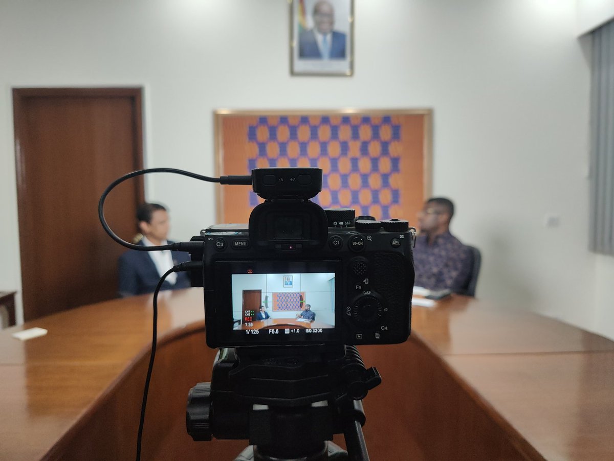 CrossBorder Podcast shoot with
Mr. Ernest Nana Adjei is a Foreign Service Officer of Ghana. He is currently serving as Minister responsible for Political and Economic at the Ghana High Commission, New Delhi, India

#ghana #ghanabusiness #crossborder