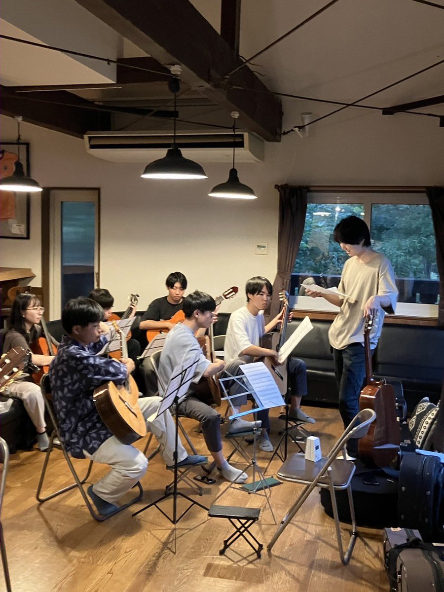 tonpei_clagi's tweet photo. 9/18〜9/20の日程で、福島県湖畔のホテル・クオレさんに合宿に来ました

ギターの練習もそれ以外のレクも充実させることができると良いですね！ https://t.co/pkTgZQHHFO