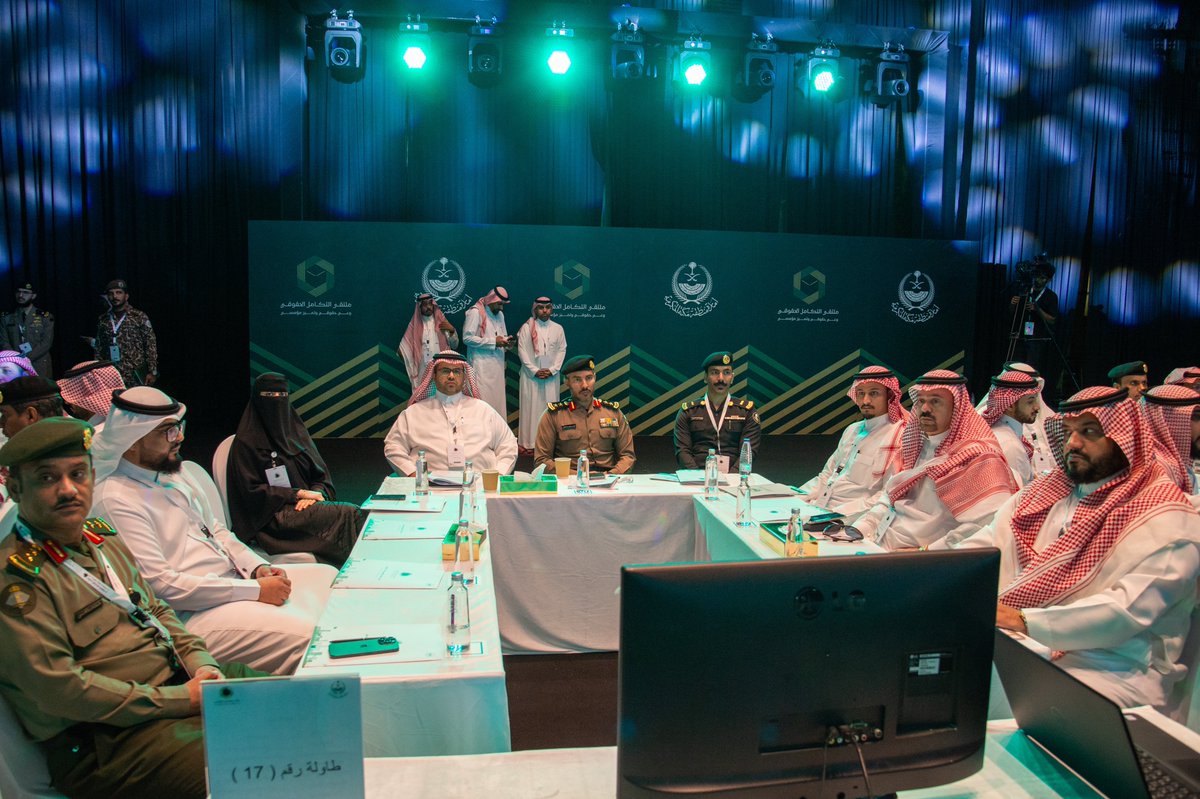 makkahregion's tweet photo. عُقد خلال ملتقى "التكامل الحقوقي":
•محاضرة بعنوان (العدالة التصالحية)
•3 جلسات تناولت: (التحليل الجنائي للأدلة الرقمية)، (التدابير البديلة للأحداث بين التشريع والتنفيذ)، (البدائل الإصلاحية)
•3 ورش عمل
•ورقة عمل (الشخصية القيادية) https://t.co/Os5GMyCCY9