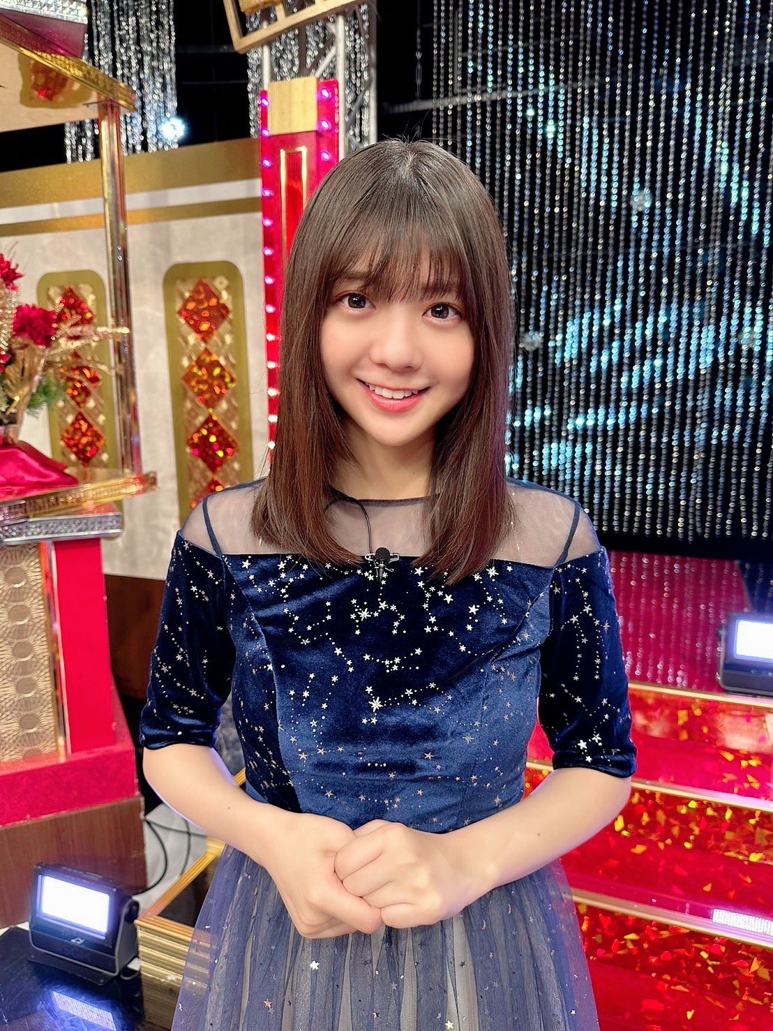 乃木坂46 冨里奈央 12thバスラペンライト2本 乃木坂46 OFFICIAL WEB SHOP |