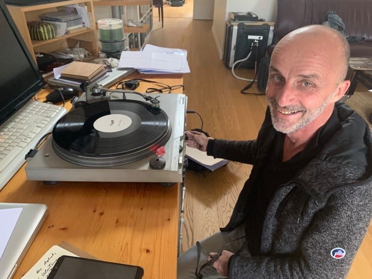 Poly'Gones Festival #retrogaming #SEGA #Nintendo (@polyg0nes) on Twitter photo Breaking NEWS : Samedi 28 nous aurons le plaisir d'accueillir Philippe Vachey à qui l'on doit l'OST Sublime de Little Big Adventure ❤ Un rendez-vous unique à ne manquer sous aucun pretexte ! <a href="/Polyg0nes/">Poly'Gones Festival #retrogaming #SEGA #Nintendo</a> Breaking NEWS : Samedi 28 nous aurons le plaisir d'accueillir Philippe Vachey à qui l'on doit l'OST Sublime de Little Big Adventure ❤ Un rendez-vous unique à ne manquer sous aucun pretexte ! <a href="/Polyg0nes/">Poly'Gones Festival #retrogaming #SEGA #Nintendo</a>