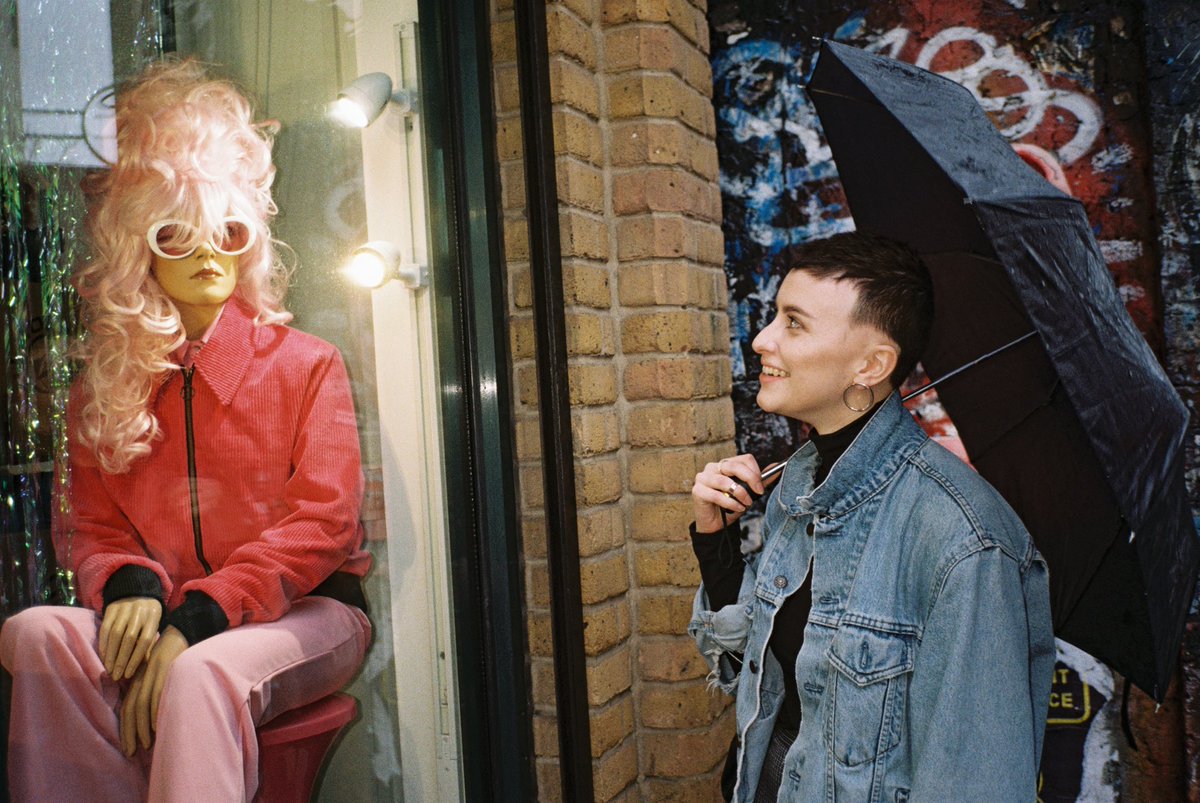 BASIC BALD B*TCH tweet media