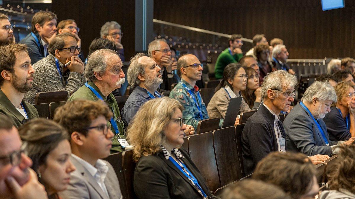 The IQOQI anniversary  conference is in full swing, there are some very interesting topics to  discuss around quantum optics and quantum information and many very  exciting speakers and guests. A great opportunity also for our young  scientists and students. <a href="/oeaw/">Austrian Academy of Sciences</a>