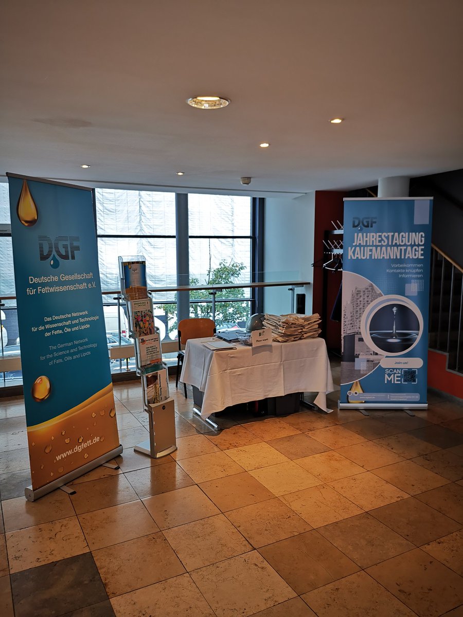 🙏 Danke an alle Teilnehmer und Redner von „Fett in der Ernährung und Herz“! 🙏
Ihre Beiträge und Diskussionen haben den Informationsaustausch bereichert. 💡
Mitmachen? Werden Sie Teil der Fachgruppe Ernährung und Gesundheit der DGF! Zukünftige Tagungen sind bereits in Planung!