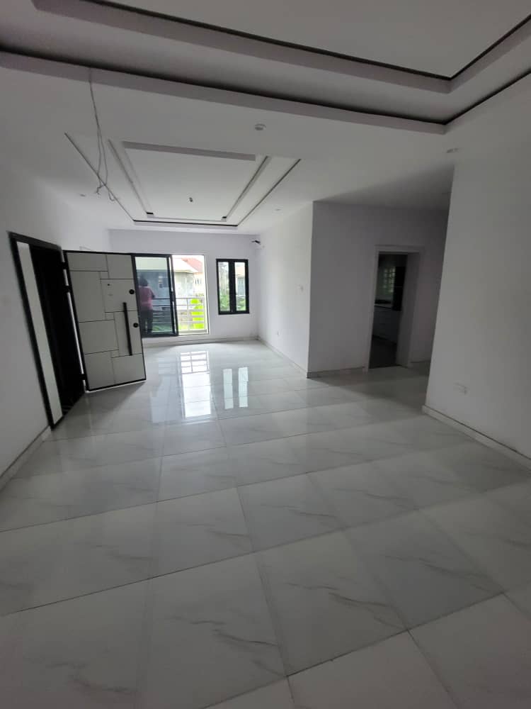 PaigePrecious2's tweet photo. Brand New 2 bedroom apartment with en-suite bedrooms.

2 bed
2 bath
1 Guest Toilet  
Fitted kitchen 
2 Balcony  
Lekki Scheme 2

Location📍   Ajah, Lagos

Price📌 N48m Net
Title document: Governor’s consent
Call/WhatsApp:07042530368 https://t.co/wIeHHezePw