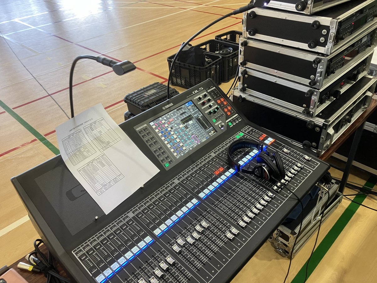 p1cstaff's tweet image. 今週も文化祭シリーズ！
明日リハ、明後日から二日間本番。
若手に託して私は明日から五日間、
ドサ回りの旅に出ます。

#文化祭 #音響 
#QL5 
#旅支度何もできてない