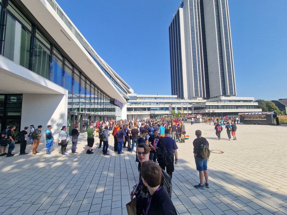 Finally here at EF and the reg line is insane...