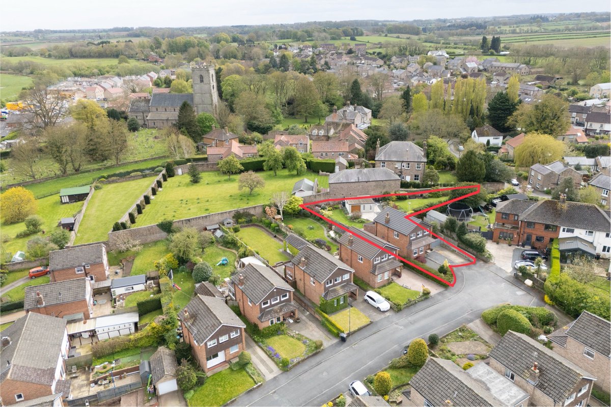verityfrearson's tweet image. A beautifully presented 3-bed detached property with a large plot situated on a quiet cul-de-sac within the heart of the popular village of Spofforth.
9 Mill Close #Spofforth, HG3 1AJ ✨ REVISED PRICE £475,000 (o/o)✨ 
#property #forsale #harrogate #wetherby #theharrogateagent
