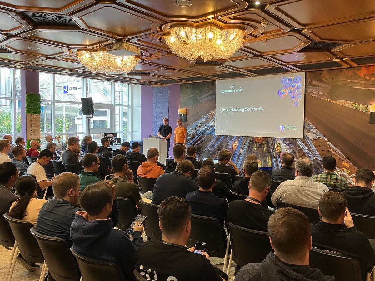 ITKnowledgeBnk's tweet image. We sped a great time at AWS Community Day DACH yesterday. Excellent presentations, perfect location and great organisation! 

#AWS #Munich #events #itknowledgebank