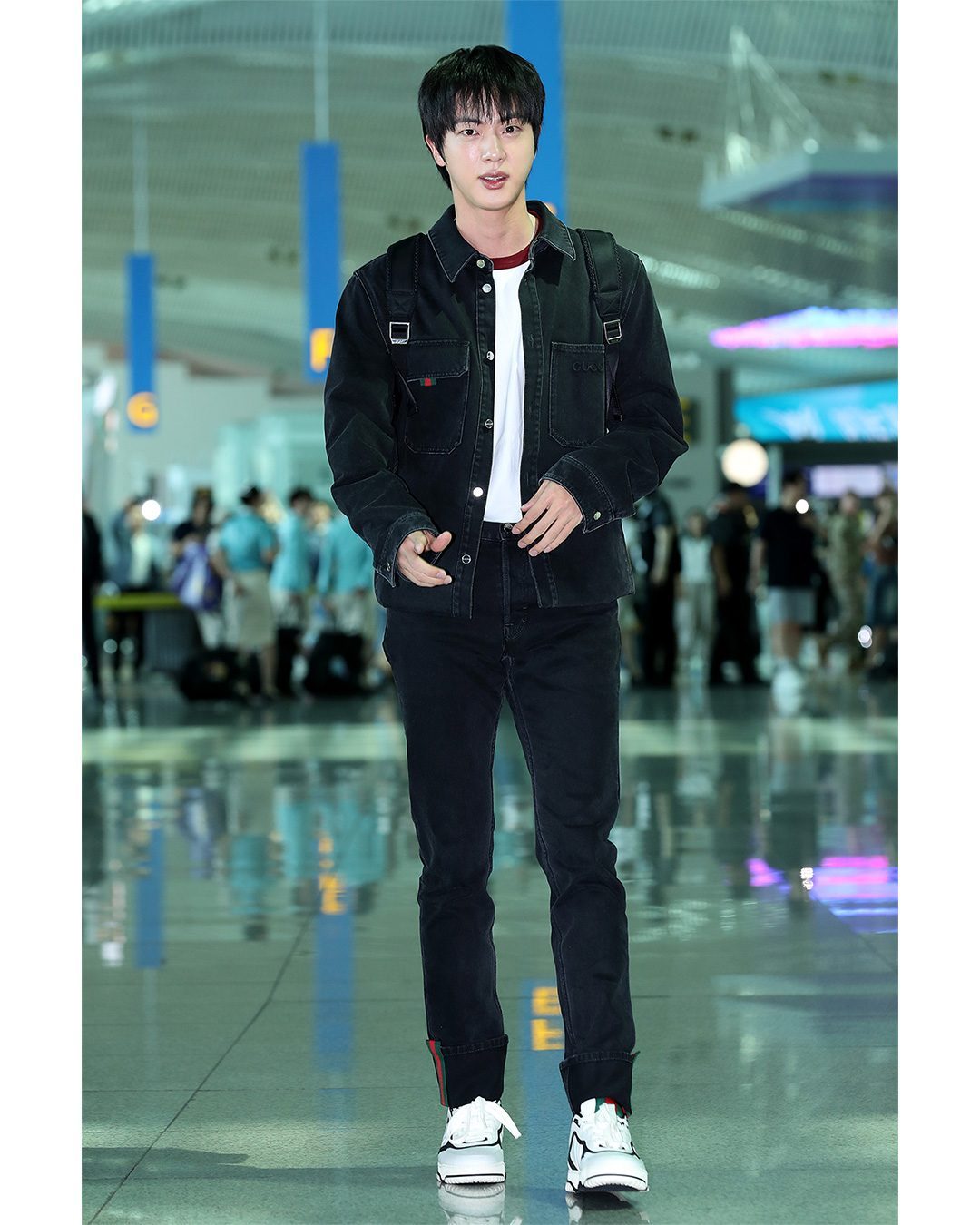 JIN UPDATES on X GQJapan BTS member Jin JIN leaves for Milan from Incheon International Airport. Check out the latest airport styles. Photo Getty lmages JIN BTSJIN https t p1PSm1ijwj X