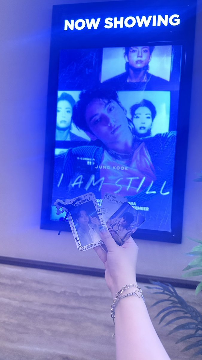 jeykeysbae's tweet photo. see youuu! 💜
#JUNGKOOK_IAMSTILL https://t.co/TVfvhgv246
