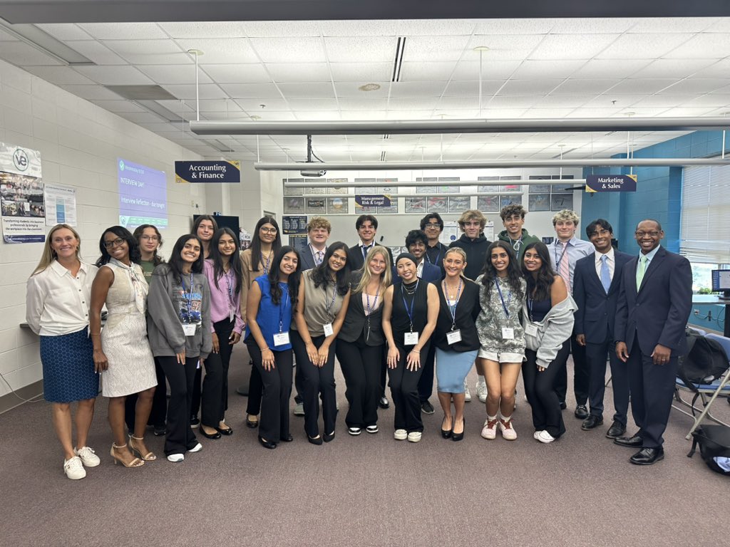 Met an amazing group of  <a href="/VEInternational/">veinternational</a> students today <a href="/NVHSBusiness/">NVHS Business Dept</a> So impressed with their interviewing skills. #HireThem <a href="/NeuquaValley/">Neuqua Valley High School</a> <a href="/ipsd204/">Indian Prairie 204</a>