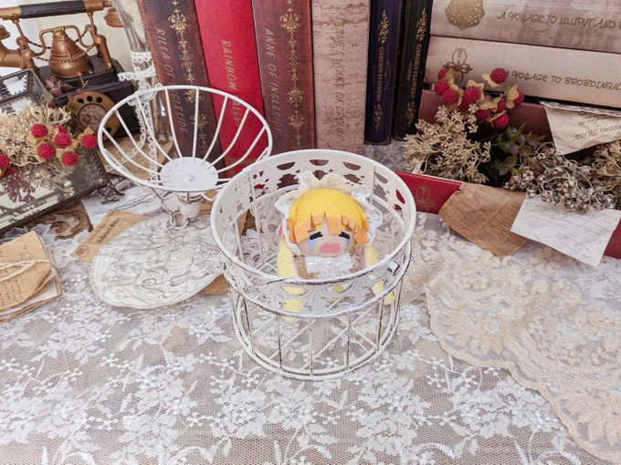 「たしゅけてぇ…」