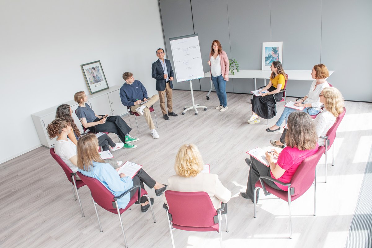 Jetzt geht´s los! 🚀Die Psychotherapeutische Hochschulambulanz hat in ihrem neuen Domizil🏬in der Stadt den Betrieb aufgenommen. Schwerpunkt bleibt Psychotherapie mit Erwachsenen, Kinder- und Jugendbereich wird ausgebaut t1p.de/PHSA *wt/Foto: Eberhardt #uulm
