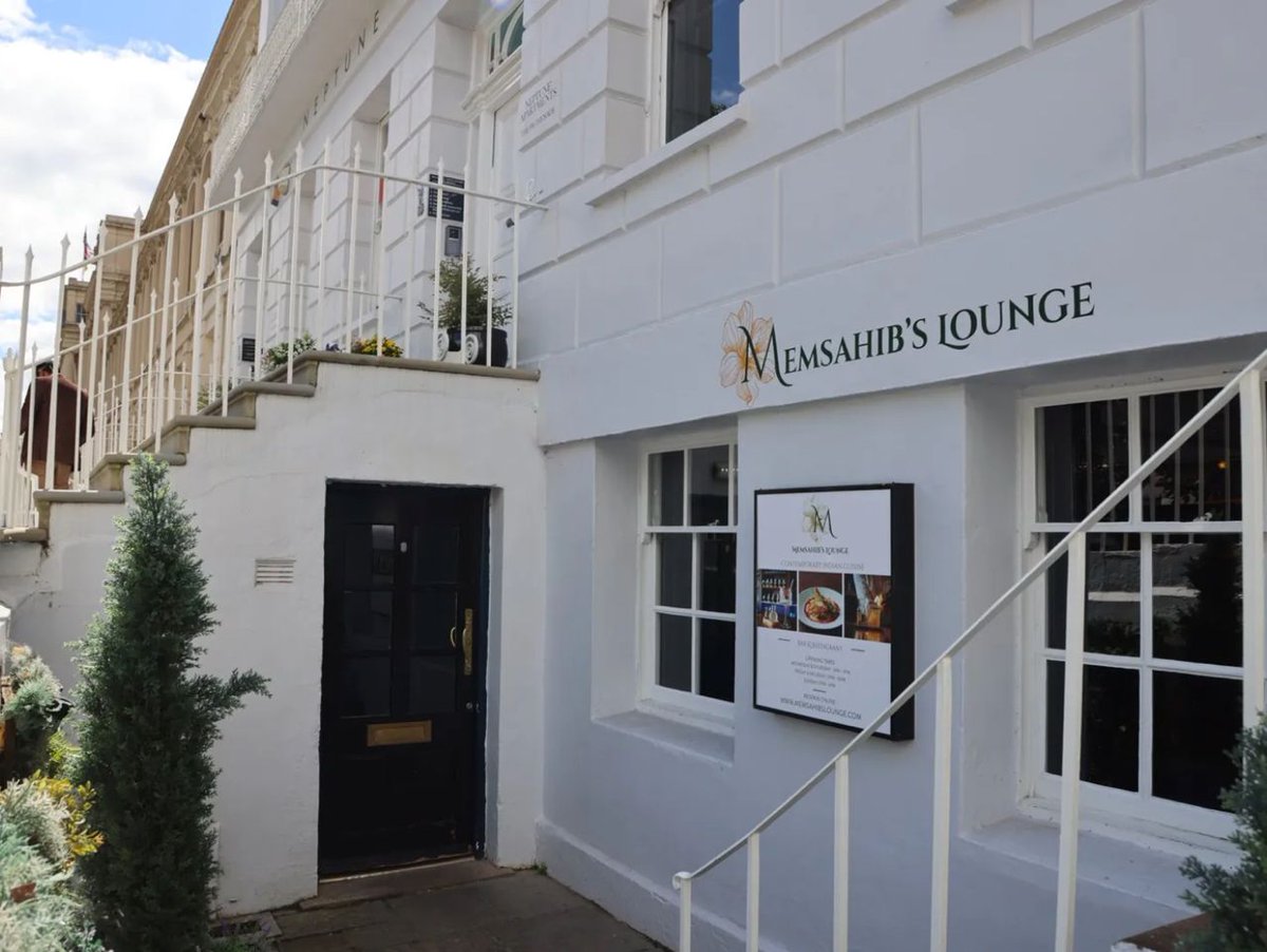 NeptuneApartme2's tweet photo. Discover #Cheltenham's #culinarygems when you stay at #NeptuneApartments ✨
Enjoy 15% off at @memsahibgin, fine steaks at Sef Steakhouse, or seafood at @eatatpurslane. Don't miss #TheNookOnFive for stunning views!
Discover our recommended restaurants: https://t.co/V8kFrVt3rs https://t.co/bgEJwdkmCa