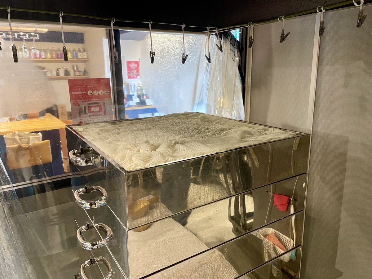 yudai_nagayasu's tweet image. 先日から福岡のクラフトサケ醸造所「LIBROM」で研修させてもらっています。

早速、マイクロブルワリーならではの設計・設備のポイントは、紫波町に建設予定の蔵に多数フィードバックしました。

メンバーも本当にナイスな方々で、とても好きになりました。福岡に来られた方はぜひお越しを！#LIBROM