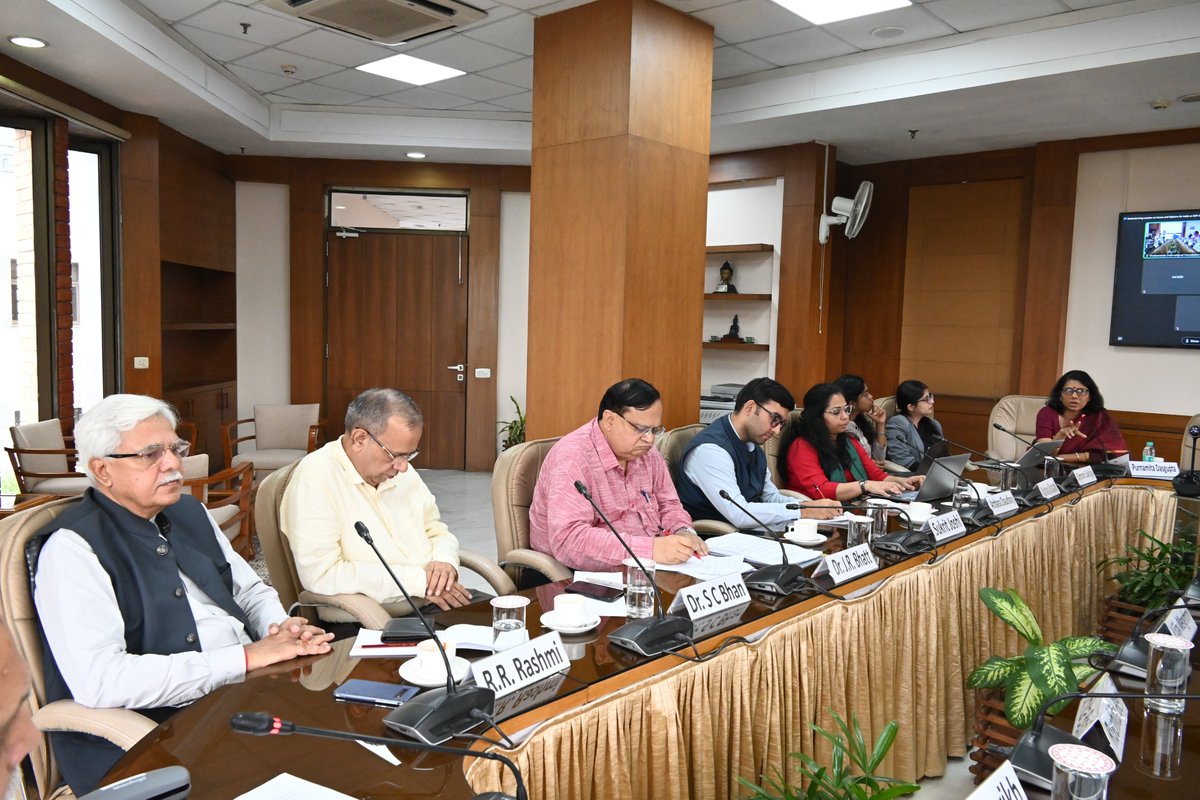 vifindia's tweet photo. Today @vifindia  hosted a brainstorming session titled "Issues and Options for India at COP 29” under the chairmanship of Dr. Arvind Gupta, Director VIF. Eminent experts, including Dr. Kirit Parikh, Mr. RR Rashmi, and Dr. Purnamita Dasgupta, participated along with other experts from government and civil society. Climate change is a global collective action problem requiring international cooperation through multilateralism under the UNFCCC. Global climate action should promote climate justice by recognising the fundamental equality of all people in accessing economic growth and sustainable development. It was emphasised that adaptation is an overwhelming concern and overriding priority for all developing countries. Climate change can best be addressed by adopting globally climate-friendly lifestyles. Despite its low per-capita, historical cumulative, and current GHG emissions, India is fully engaged in the process and is supportive of efforts of the COP 29 presidency to produce equitable, tangible, and substantial outcomes.