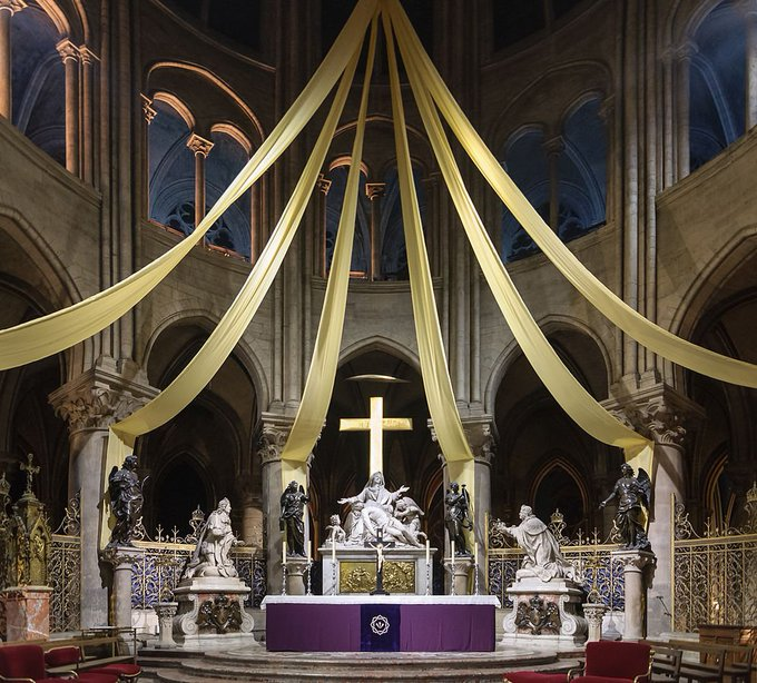 oasis112014's tweet photo. Ancien Maître-autel dans le chœur de la cathédrale Notre-Dame de Paris :
Symbole de beauté à la gloire de la religion chrétienne
Avant l'incendie criminel du 15 avril 2019 commis par la franc-maçonnerie satanique https://t.co/dLaKIW7GA6