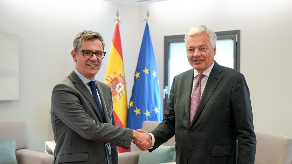 felixbolanosg's tweet photo. Thank you @dreynders for your effort and your dedicated work for Spain as EU Commissioner for Justice.
The renewal of the General Council of the Judiciary has been a great success. We now have all the three powers of the State normalised. https://t.co/HhRwQazZwM