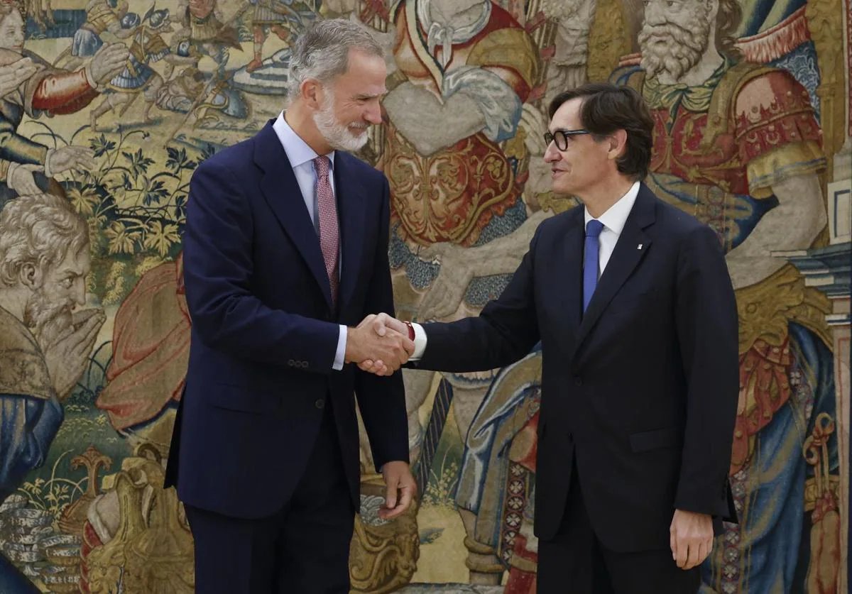 muntane_josep's tweet photo. Gràcies als traïdors de @Esquerra_ERC  (Rovira/Junqueras)
Illa, rebut a la Zarzuela per Felip VI, nou anys després de l'audiència a Mas: "Content d'estar aquí"
El rei espanyol rep un president de la Generalitat gairebé una dècada després: “Benvingut; això no és l'habitual" https://t.co/NZipiCt702