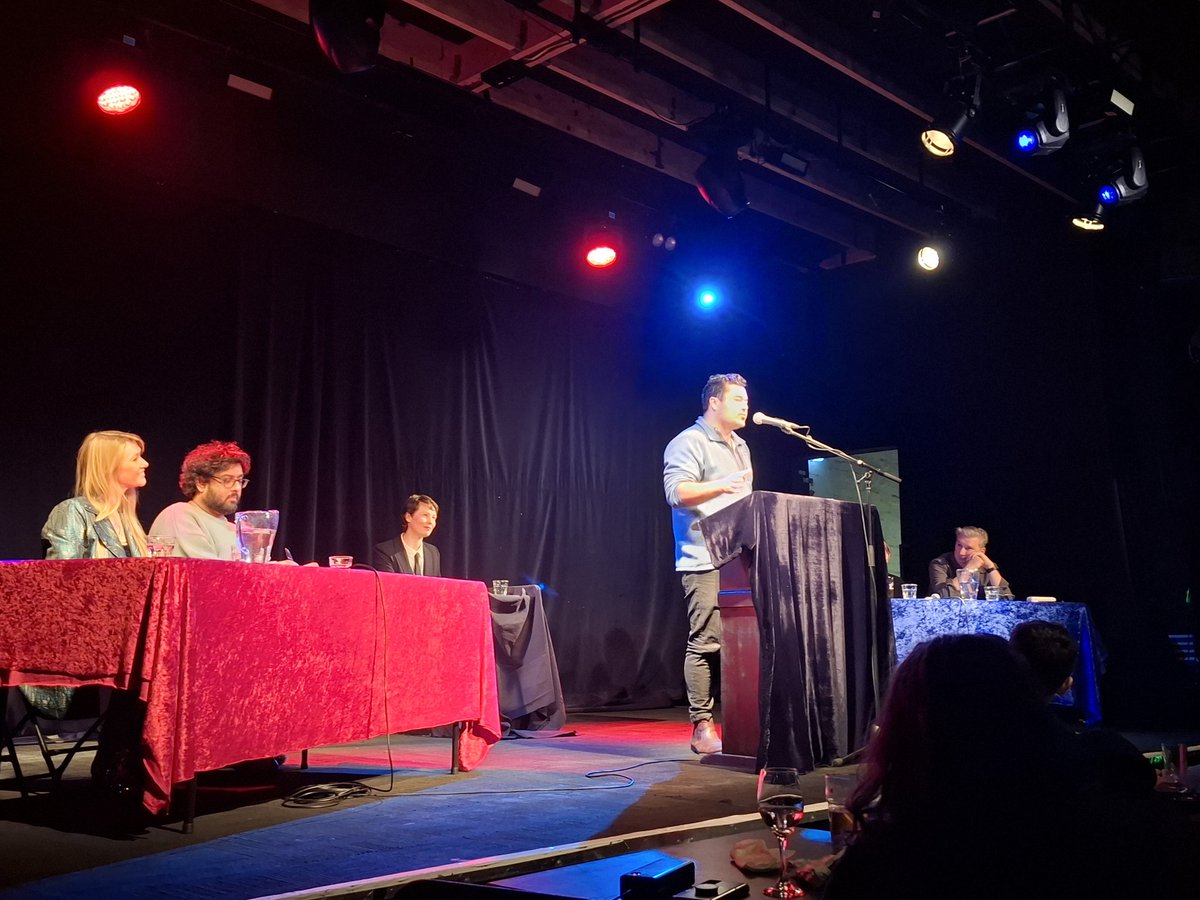 DrDunnart's tweet photo. Absolutely fan-girled these #science communication icons @eb_rocchi, @drmparrott and @BFrancischelli tonight as they battled it out in 'Sci-fight comedy debate' about #deextinction! 🤩☠️👏 
#scicomm https://t.co/O267q4zfwX