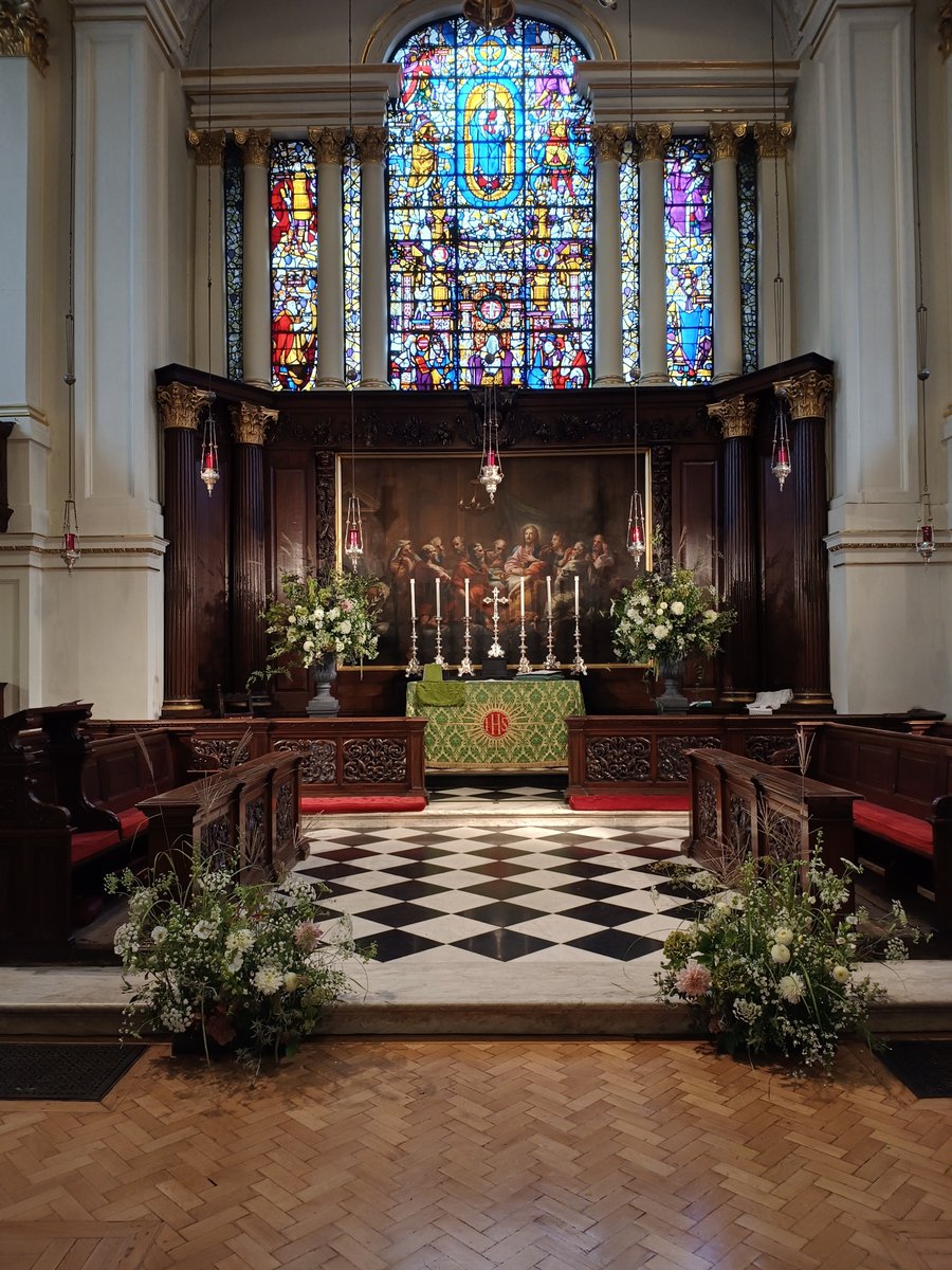 All are welcome to join us this Sunday at either of our services for the Seventeenth Sunday after Trinity.

8.30am Holy Communion BCP
11.00am Sung Eucharist
Mass in F sharp minor (Widor)
Regina caeli laetare (Roger-Ducasse)
Toccata (Gigout)
Preacher: The Rector