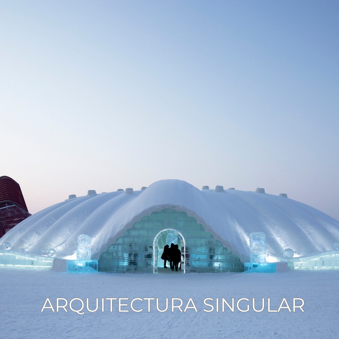 Este es el restaurante de hielo en el parque Harbin ICE &amp; SNOW WORLD en China. Diseñado por el International Ice Snow Architecture Innovation Research Center y la Architecture School del Harbin Institute of Technology
 #ExperienciaÚnica #ArteEnArquitectura
archdaily.com/940553/