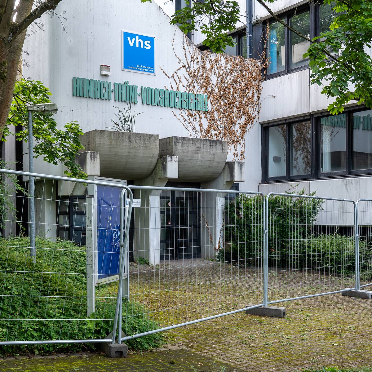 VHS-Bürgerentscheid kommt vors Verwaltungsgericht dlvr.it/TDNYy1