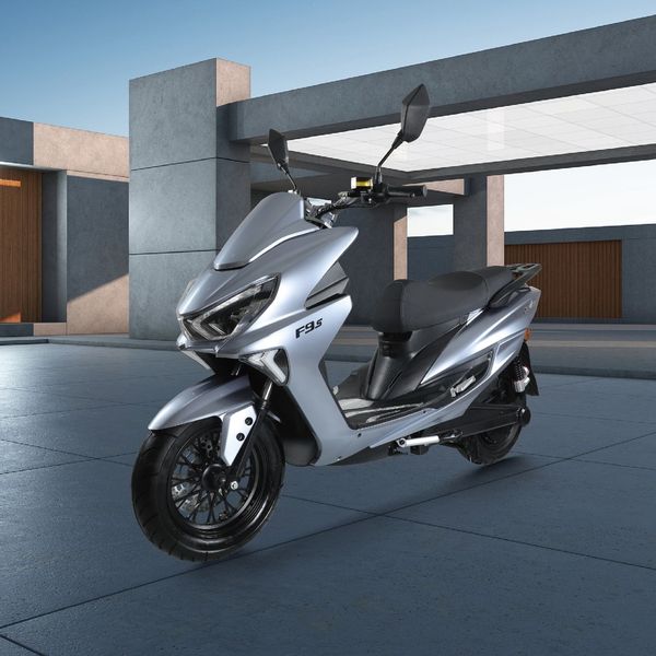 MOTOPAIOFFICIAL's tweet photo. The MOTOPAI EMK8 stands out with its sleek design and powerful performance. Every detail of this electric scooter reflects precision and style, from its robust frame to its modern features. 
#MOTOPAI #EMK8 #ElectricMotorcycle #InnovationOnWheels #RideTheFuture https://t.co/eRVAz6S700