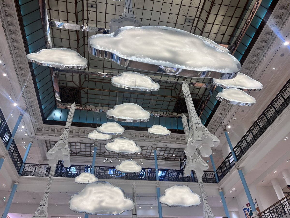 Parcours avenir : les élèves de 3ème à Paris en direct de rue de Varenne découvrent les secteurs d’activités. Merci #unsea pour l’organisation de cet atelier extraordinaire « les chercheurs d’Or»