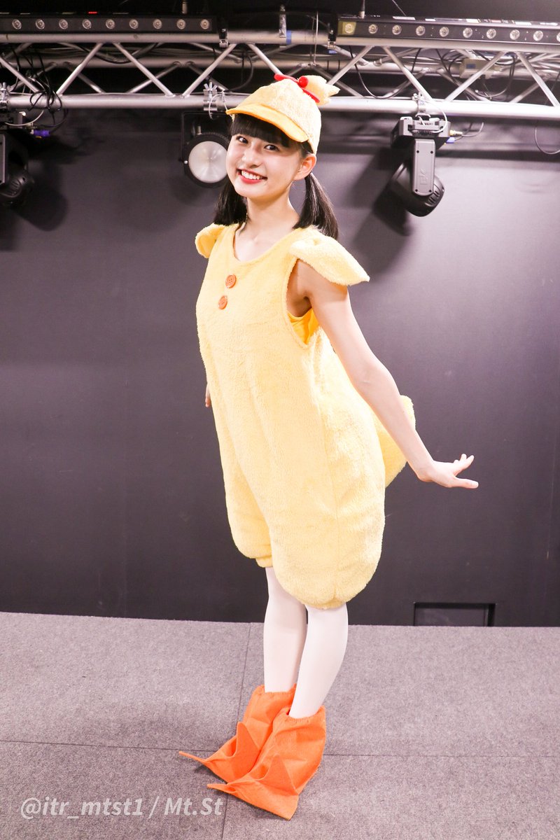 itr_mtst1's tweet photo. 初代るなぴよ（2019.10）

#PARCOで女子翼フォトコン
#鈴川瑠菜
#九州女子翼 https://t.co/OpogIPMVzs