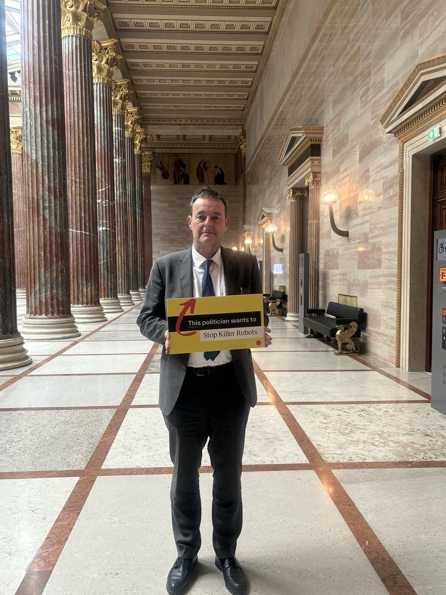 buerstmayr's tweet image. #banKillerRobots #stopKillerRobots,

eine Initiative von ⁦@AmnestyAustria⁩, heute im ⁦@OeParl⁩