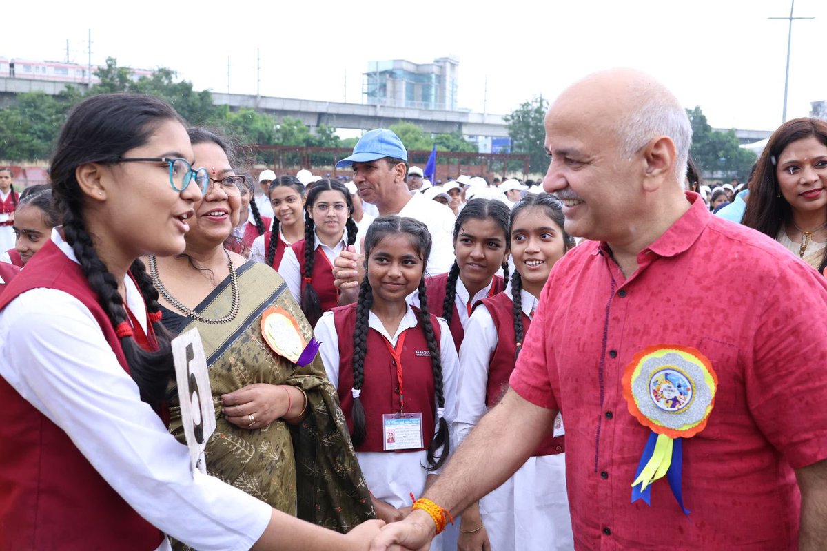 Manish Sisodia tweet media