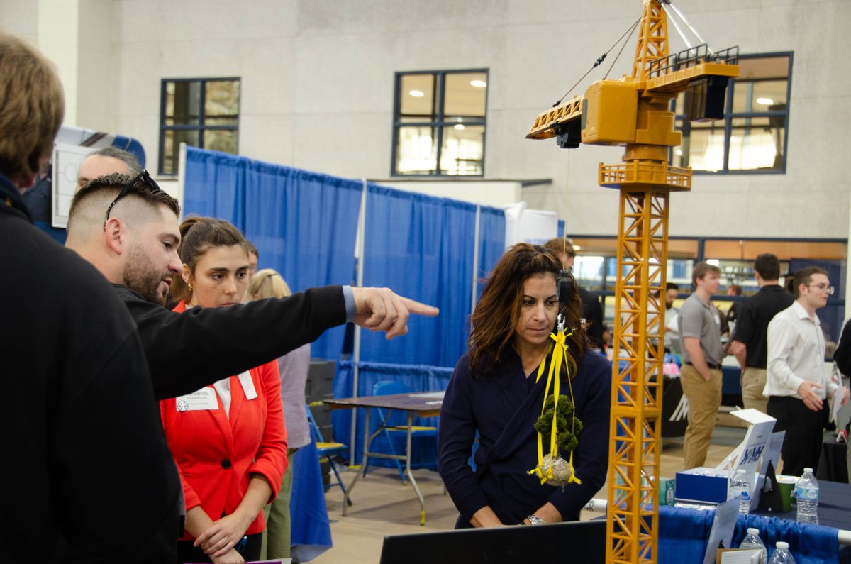 Today’s the day! 🌟 Spotlight on Civil Engineering, Agriculture, and Natural Resources at the STEM Career and Internship Fair. Join us from 10 AM - 3 PM at the Student Recreation Center.

More details: app.joinhandshake.com/career_fairs/4…
