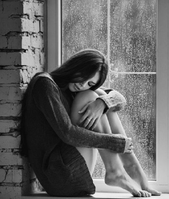 ***

Bazı şarkılar pahalıdır…

Dinlemek için, önce 
kaybetmek gerekir…!

**