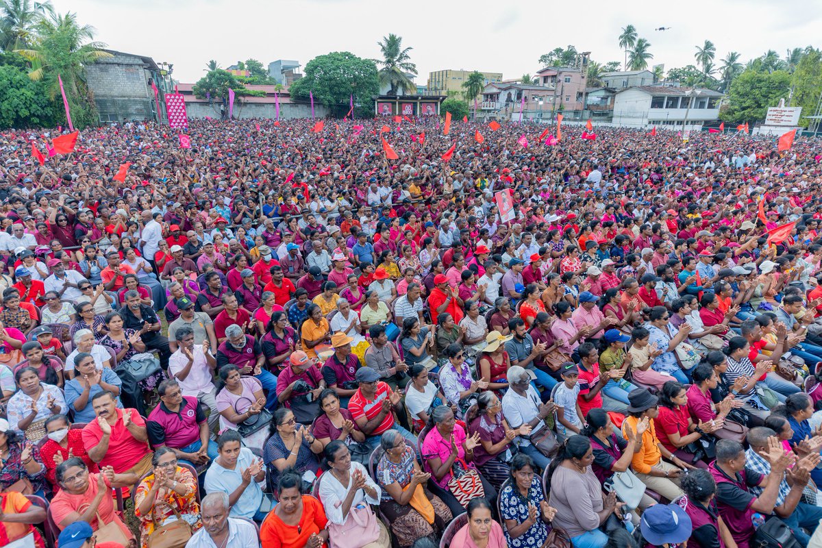 anuradisanayake's tweet photo. Joined the Kalutara Grand Rally today (18), part of our victory rally series. Your presence and support for the 2024 presidential election, which will steer our country towards a new renaissance and a vision of a "Thriving Nation, A beautiful Life," are truly commendable! https://t.co/NqUtQFP9xV