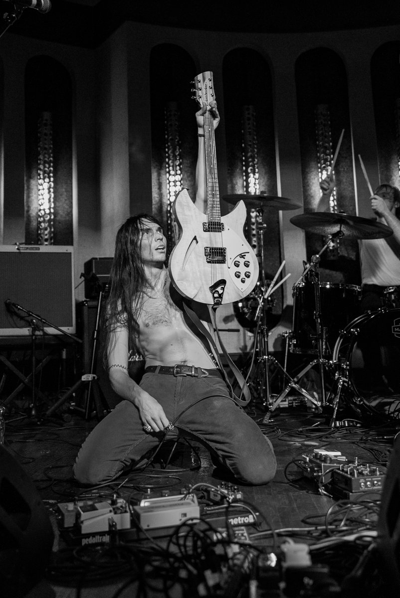 HAPPY BIRTHDAY TO OUR GUITAR HERO <a href="/james_biss/">jbiss</a> 

PHOTO BY MICHAEL RYAN KRAVETSKY