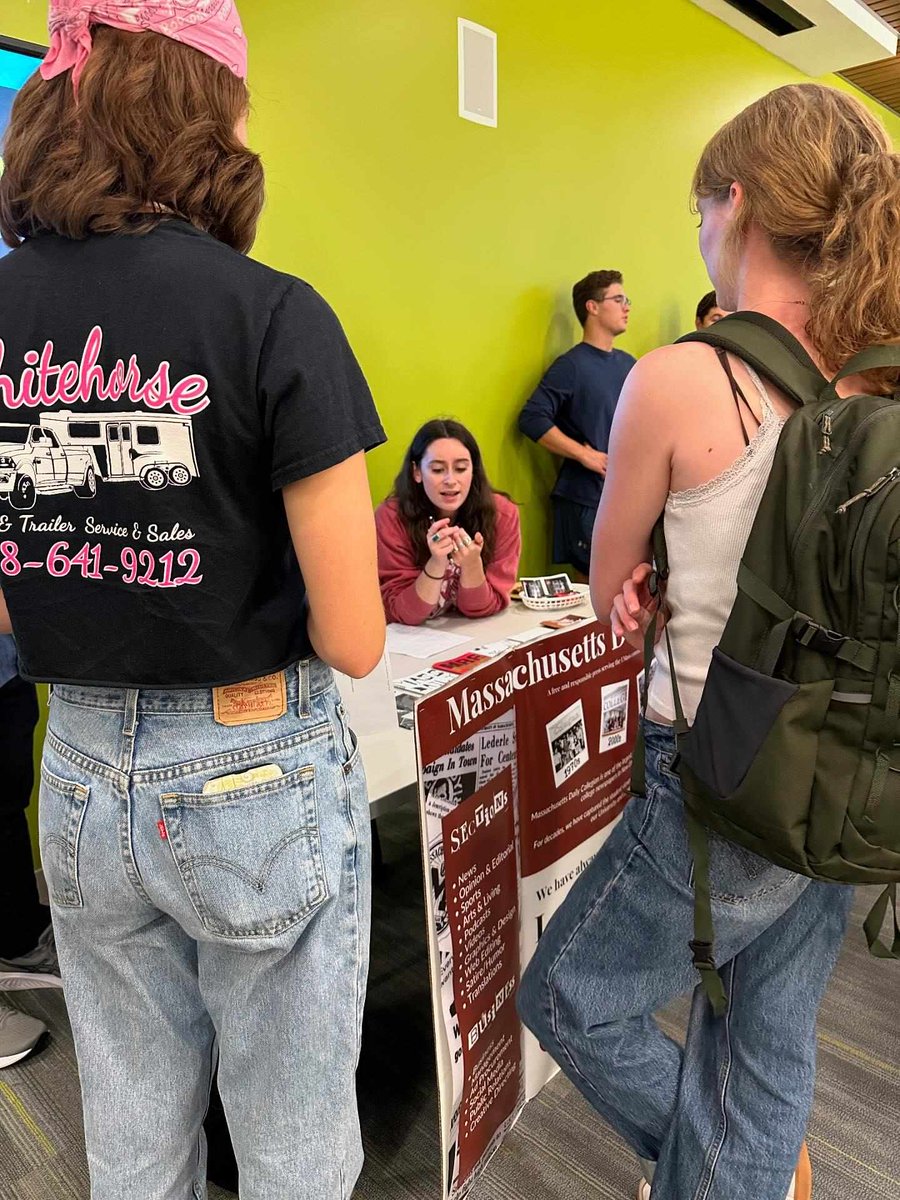 UMass Journalism tweet media
