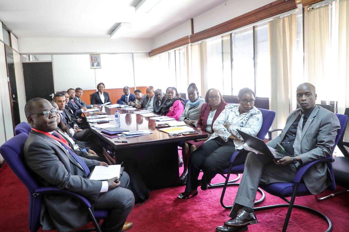 <a href="/MittalAshita/">Ashita Mittal</a> <a href="/ForeignOfficeKE/">State Department for Foreign Affairs | Kenya</a> <a href="/CorrectionalKE/">State Department for Correctional Services | Kenya</a> <a href="/ProbationKE/">Probation and Aftercare Service</a> <a href="/UNODC_ROSA/">UNODC South Asia</a> <a href="/UNSriLanka/">UN in Sri Lanka</a> <a href="/MOJSriLanka/">Ministry of Justice Sri Lanka</a> <a href="/Kenyajudiciary/">The Judiciary Kenya</a> <a href="/PrisonsKe/">Kenya Prisons Service</a> <a href="/ph_meissner/">Philipp Meissner</a> <a href="/MarcoTeixeiraUN/">Marco Teixeira</a> The study visit promotes south-south cooperation between 🇰🇪 &amp; 🇱🇰 learning how Kenya's Criminal Justice system has utilized non-custodial measures to manage prison population, probation service's support in decision making &amp; how justice institutions sustain their collaboration.